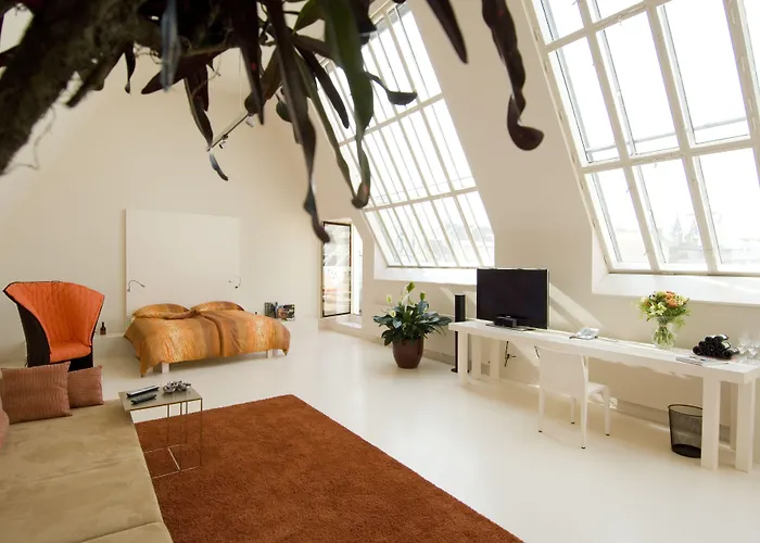 Rathaus - Wein & Design