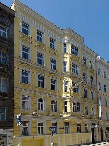 Rathaus - Wein&design Hotel